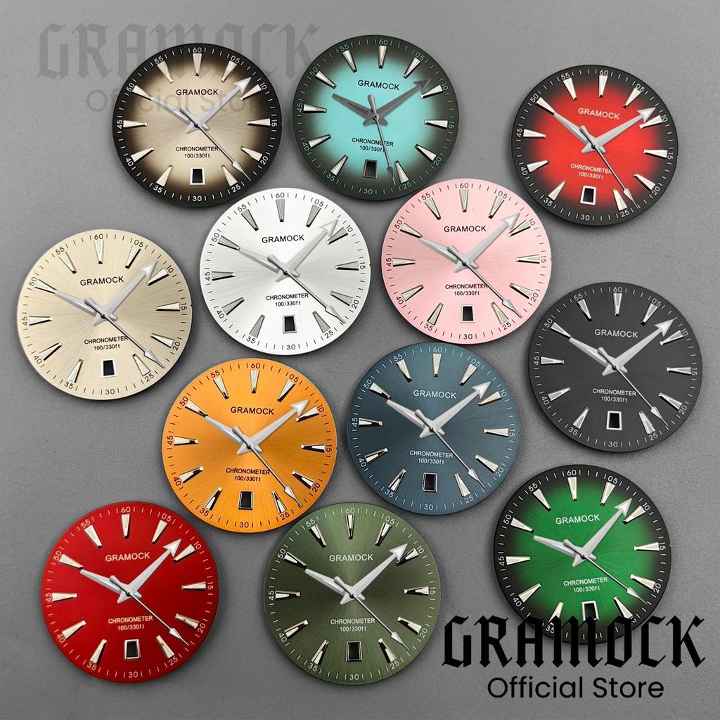 Custom 33.5mm Sunberst Gradient Watch Dial Hands Green Luminous 6 o'clock Calendar For NH35A Movemen