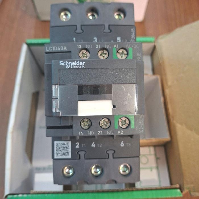 CONTACTOR LC1D40KUE 100-250VAC DC SCHNEIDER