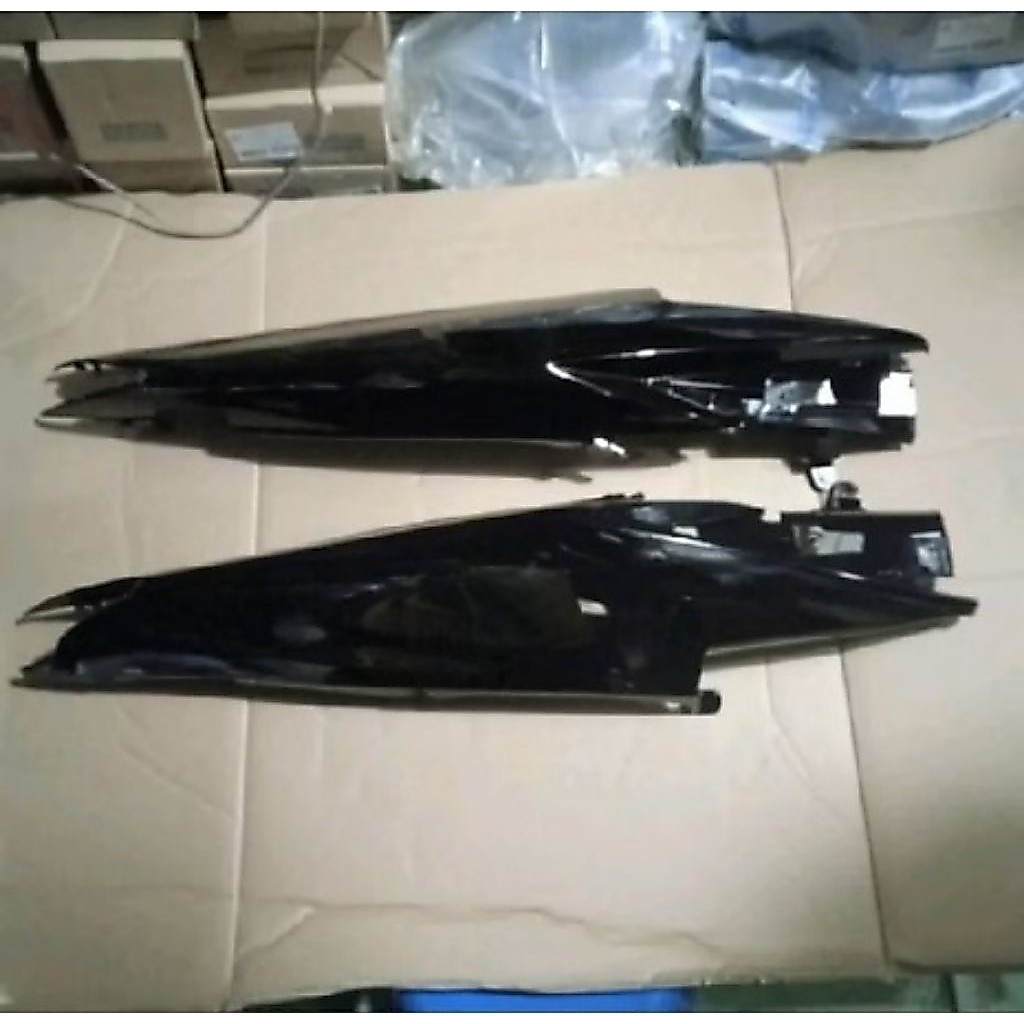 Cover body belakang samping jupiter mx new 135 cc hitam
