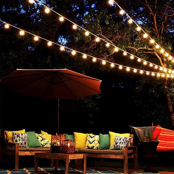 Fitting Lampu gantung Outdoor Cafe