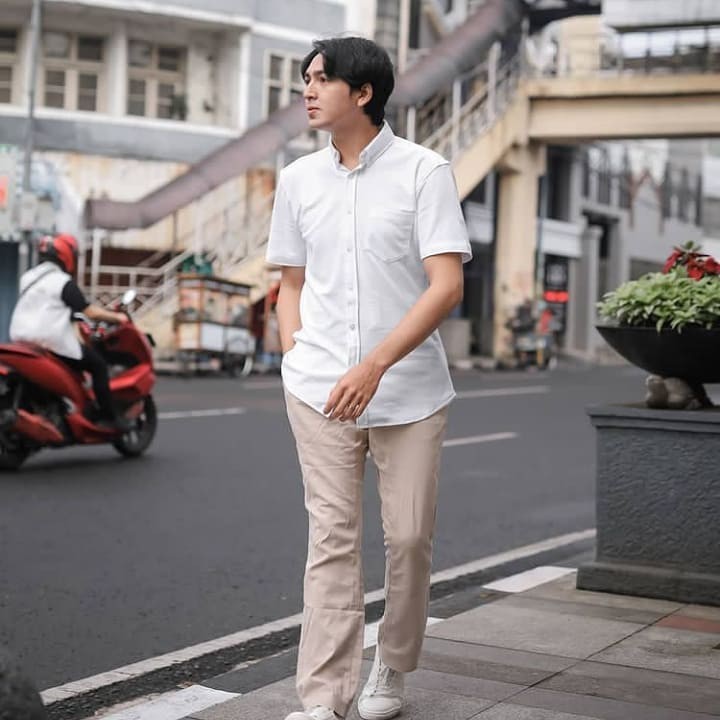 HIRO.SHOP Kemeja Polos Lengan Pendek Kasual Pria Basic kasual AK0023