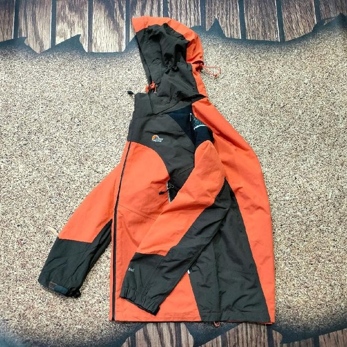 jaket gunung gorpcore LOWE ALPINE outdoor hiking waterproof anti air casual bagus size XL