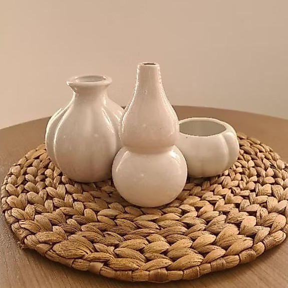 Keramik/Vas Labubu White Minimalis