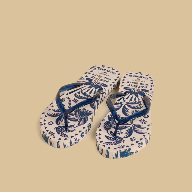 Max Fashions Sandal Wanita Printed Flip Flops - Multicolor