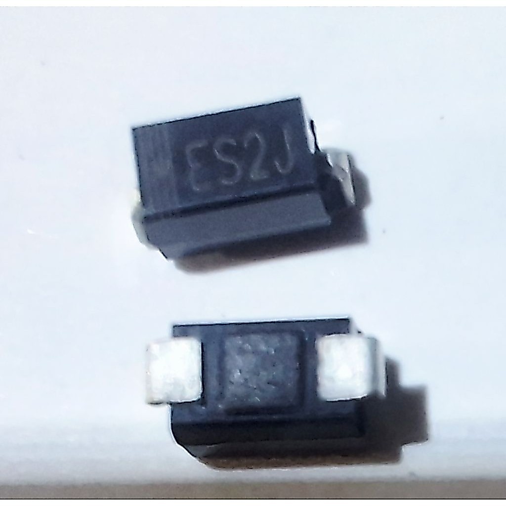 100pcs.DIODA.SMD.ES2J