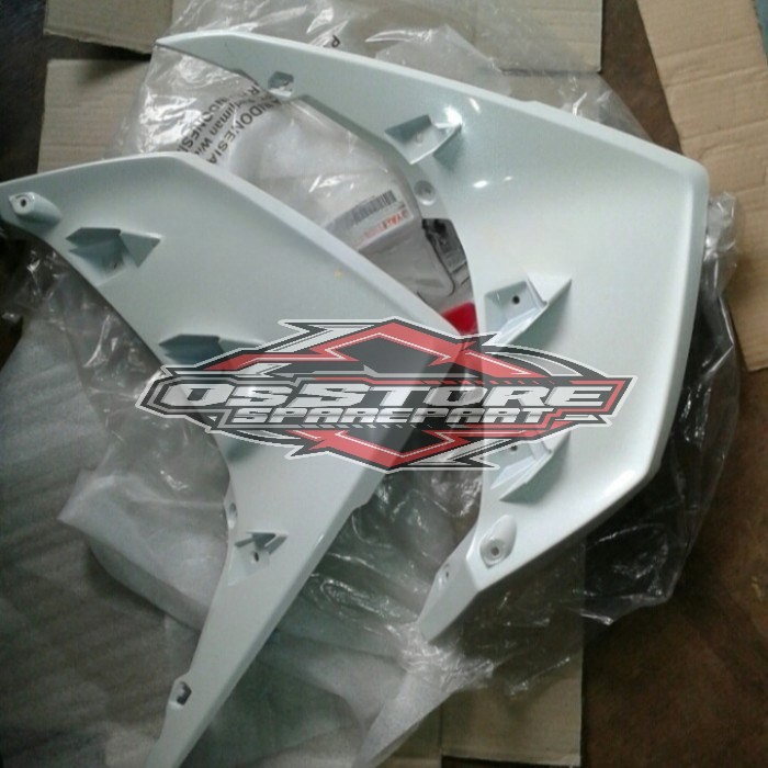 SAYAP DALAM MIO M3 MIO Z MIO 125 PUTIH ORIGINAL YAMAHA