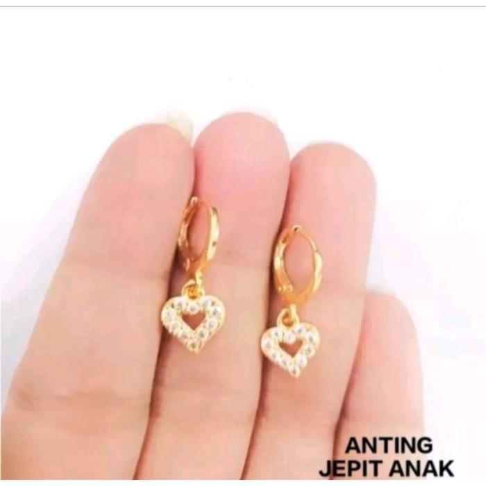 ANTING ANAK ANAK PEREMPUAN MOTIF LOVE