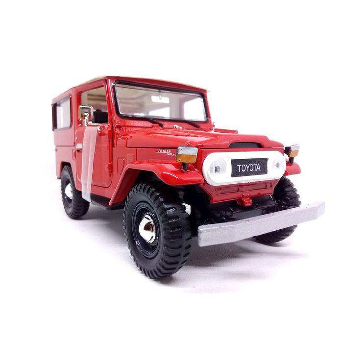 Diecast Mobil Jeep Toyota Land Cruiser FJ40 Hardtop Merah Miniatur Mainan Koleksi
