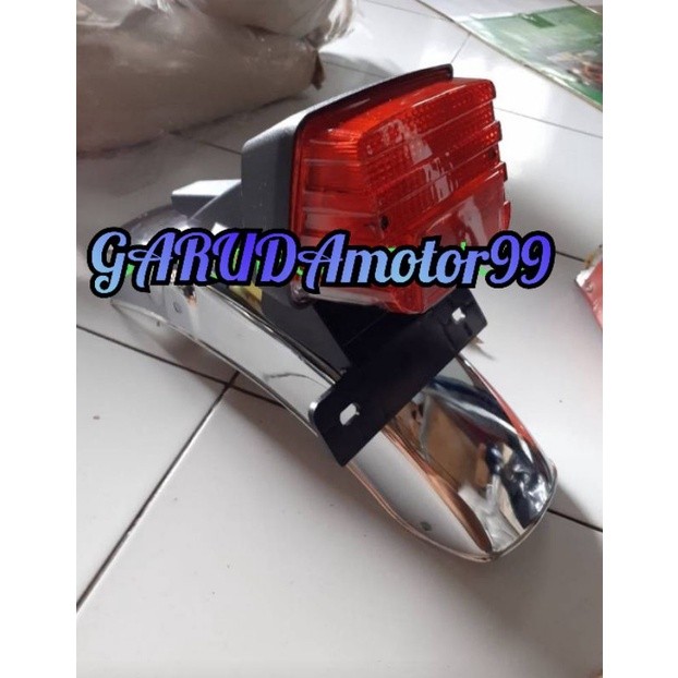 LAMPU BELAKANG STOPLAMP HONDA WIN 100 SET SPAKBOR BELAKANG CROM BERKWALITAS.LAMPU BELAKANG HONDA WIN