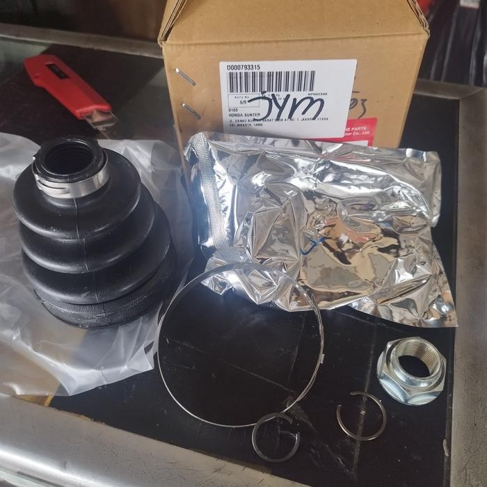 Karet Kopel Boot CV Joint As Roda Dalam  BRV Original