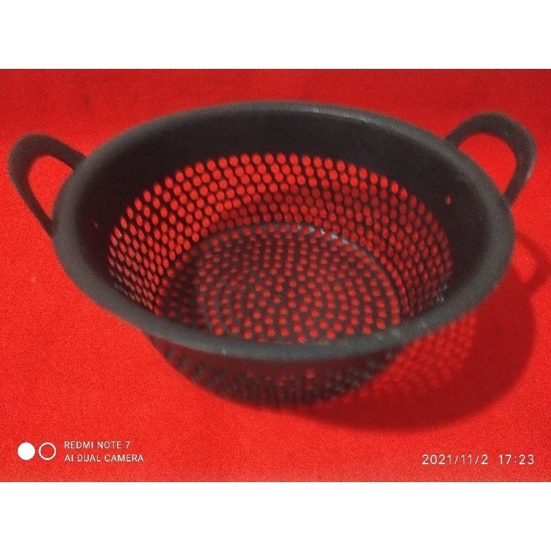 paket hemat 3 pcs bebas pilih ukuran sortiran lele/ ember sortor lele / seritan lele saringan lele /