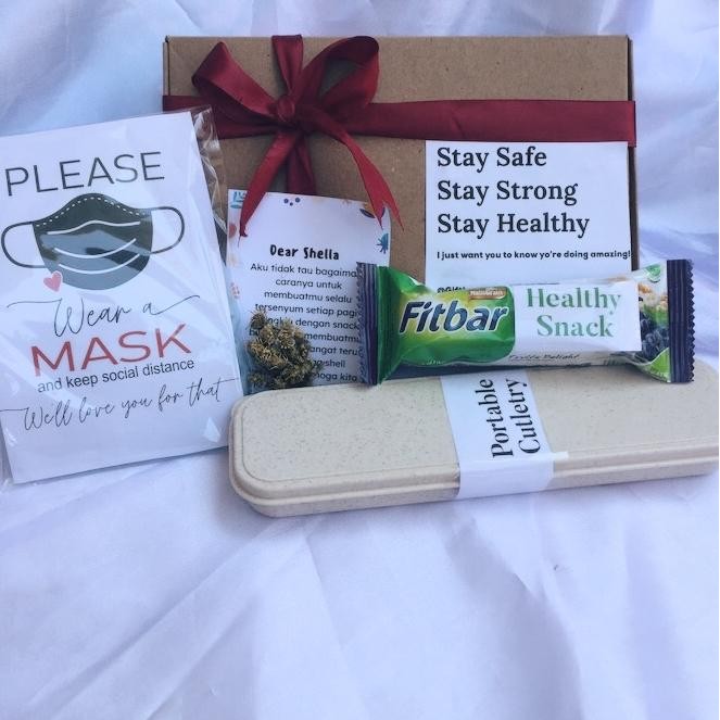 

Snack box / snackbox / hampers new normal / souvenir pernikahan