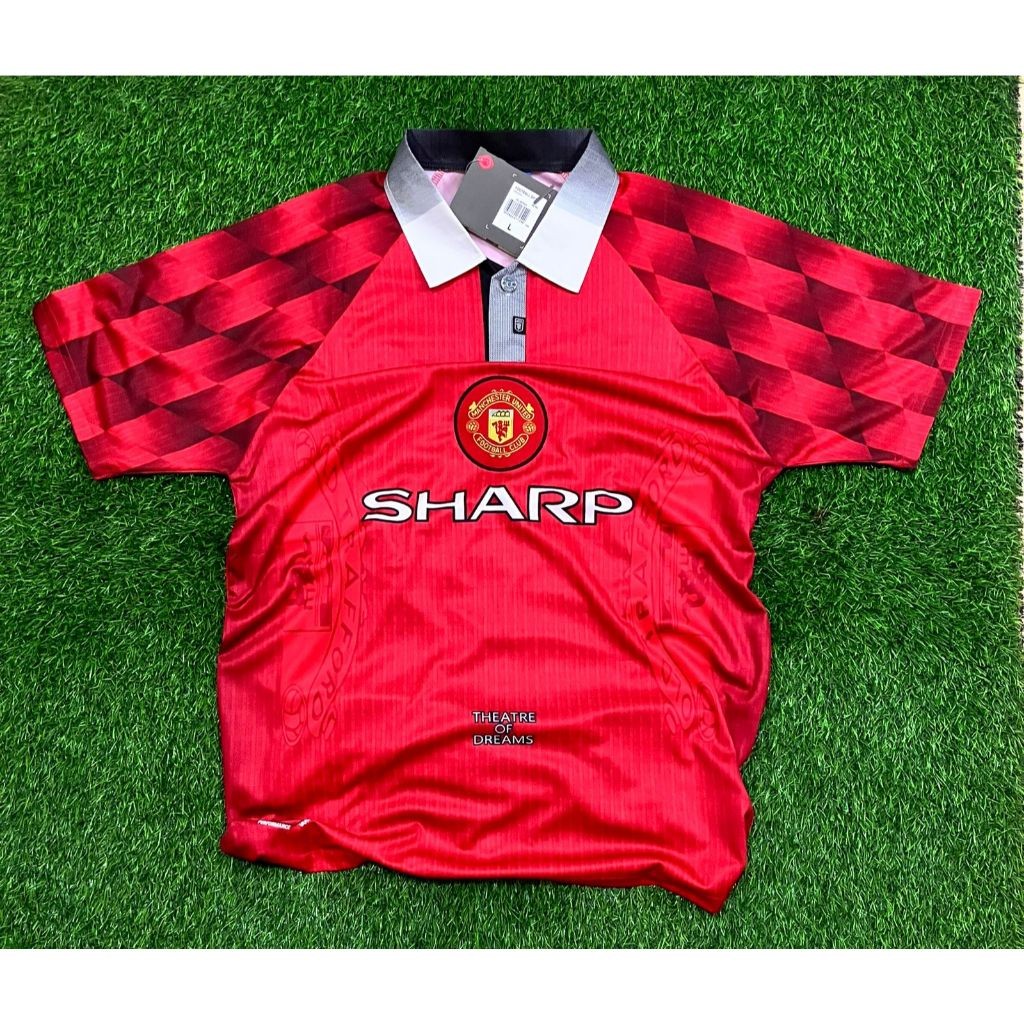 JERSEY RETRO VINTAGE  MEN.U HOME SHARP THEATRE OF DREAMS 1996/1997 GRADE ORI AAA CLASSIC