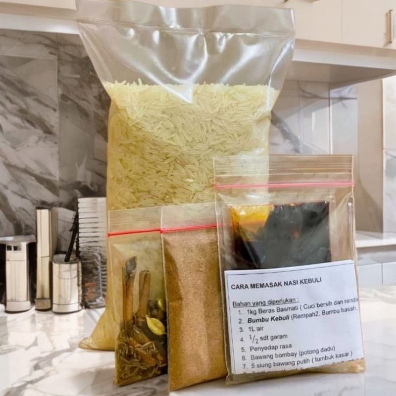 

Paket Nasi Kebuli 3in1 ( Basmati 1kg + Bumbu 70gram )