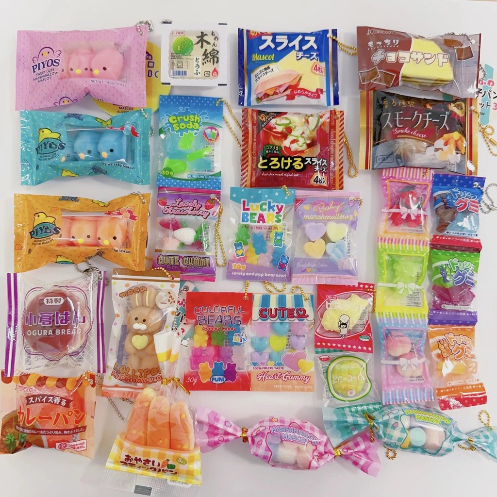 Capsule Toy Tiny Squishy Delicate Food Toy Marshmallow Gummy Bear Bread Bun Squishy Keychain Mini Ba