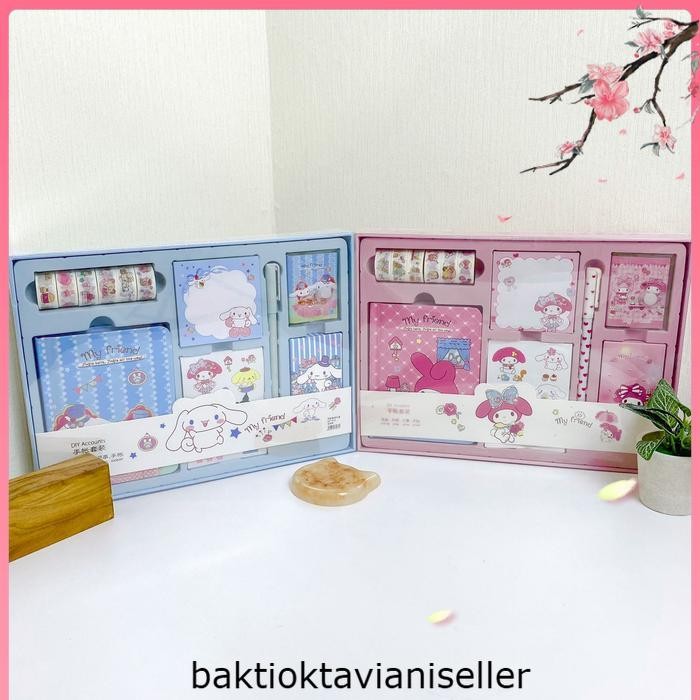 

BOX SET JURNAL 7 IN 1 MOTIF BIRU CINNAMOROLL PINK MY MELODY JOURNAL BOOK NOTEBOOK DIARY STATIONERY ALAT TULIS BUKU LENGKAP SOUVENIR GIFT HADIAH LUCU - Biru Cinnamoroll