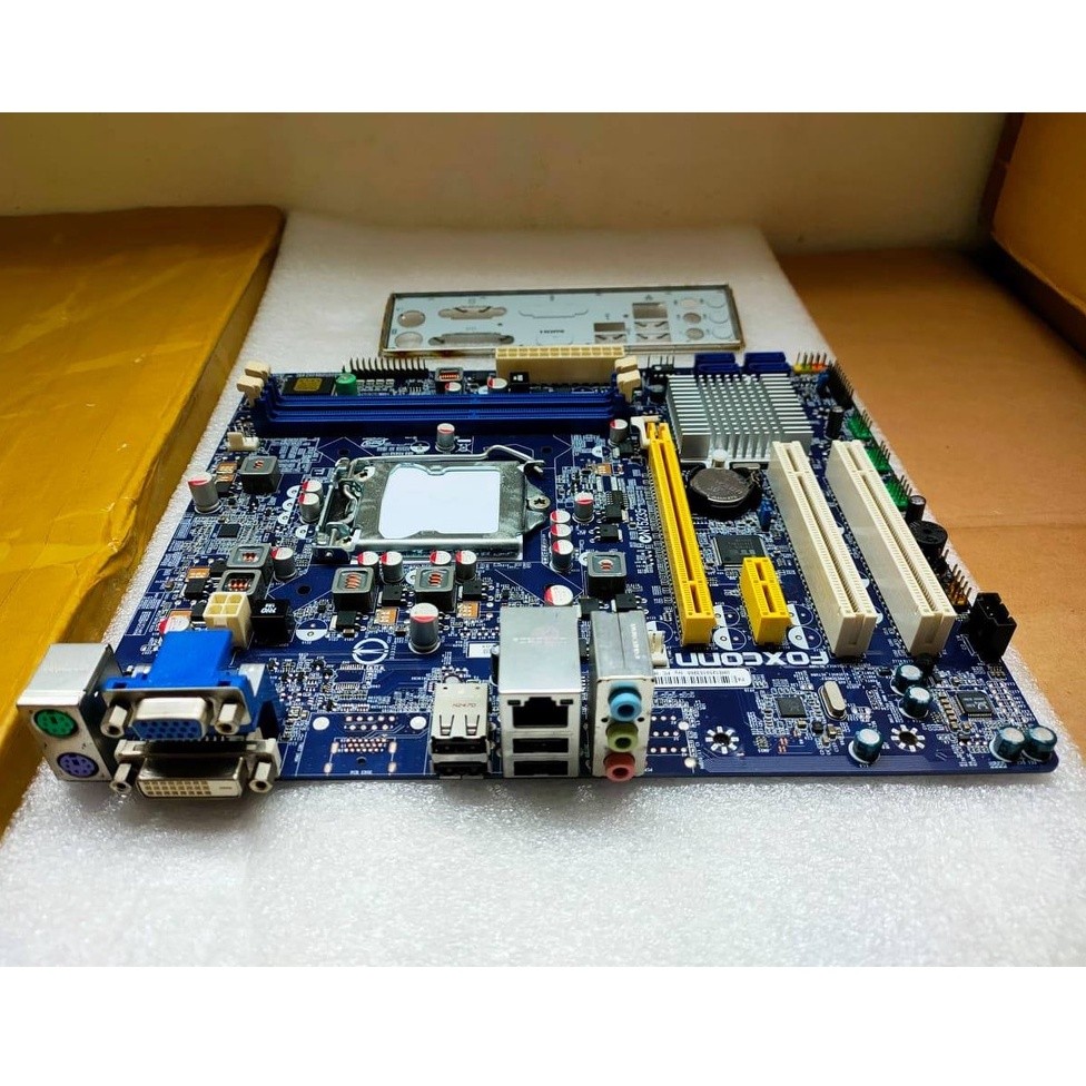 Harga Mainboard Intel H61 Foxconn LGA 1155 DDR3 Support Gen3