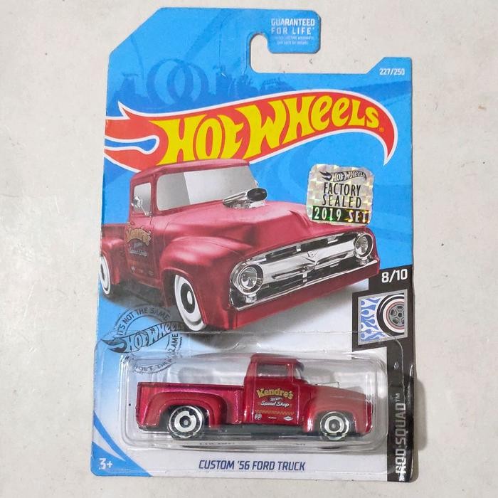 Hotwheels Hot Wheels Custom 56 Ford Truck merah Factory Sealed 2019 Rod Squad Kroger Exclusive rare