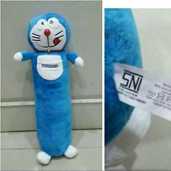 Boneka guling anak karakter doraemon
