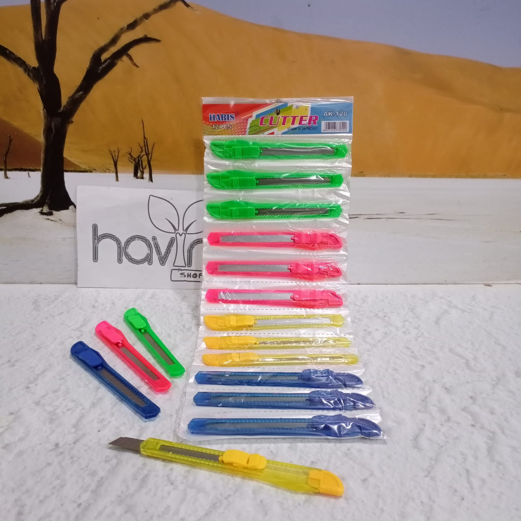 

(12PC) CUTTER RENCENG KECIL LEMBARAN/KATER