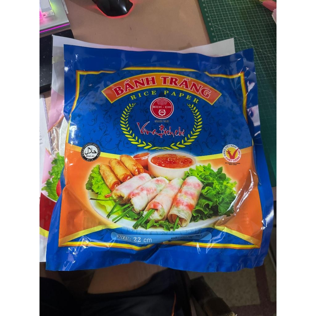 

Rice Paper ROUND / Kulit Lumpia Vietnam Banh Trang / Rice Paper Banh Trang - 500 Gram / 50 Sheet