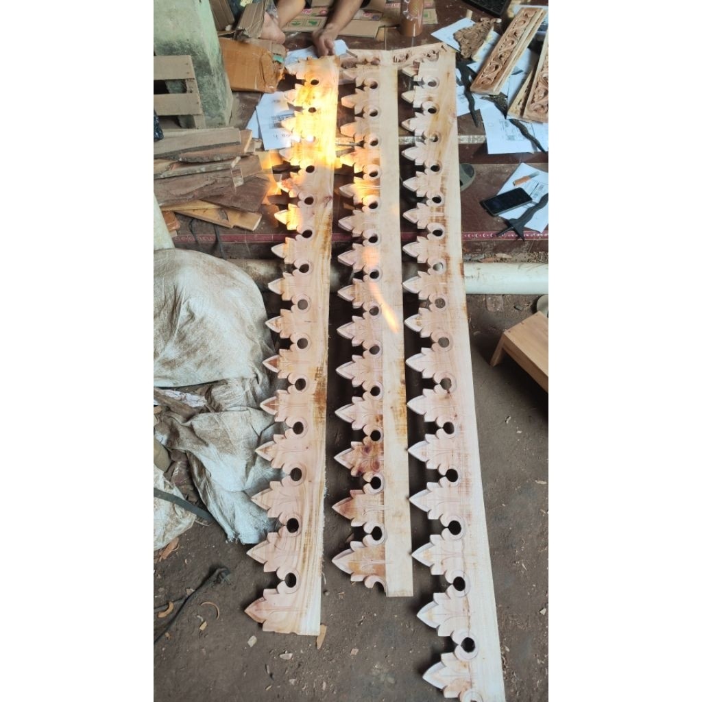 

lisplang kayu ukir murah