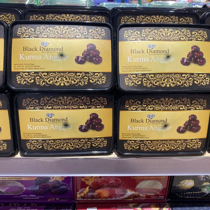 

Kurma black diamond | kurma anggur manis lembut 500 grm