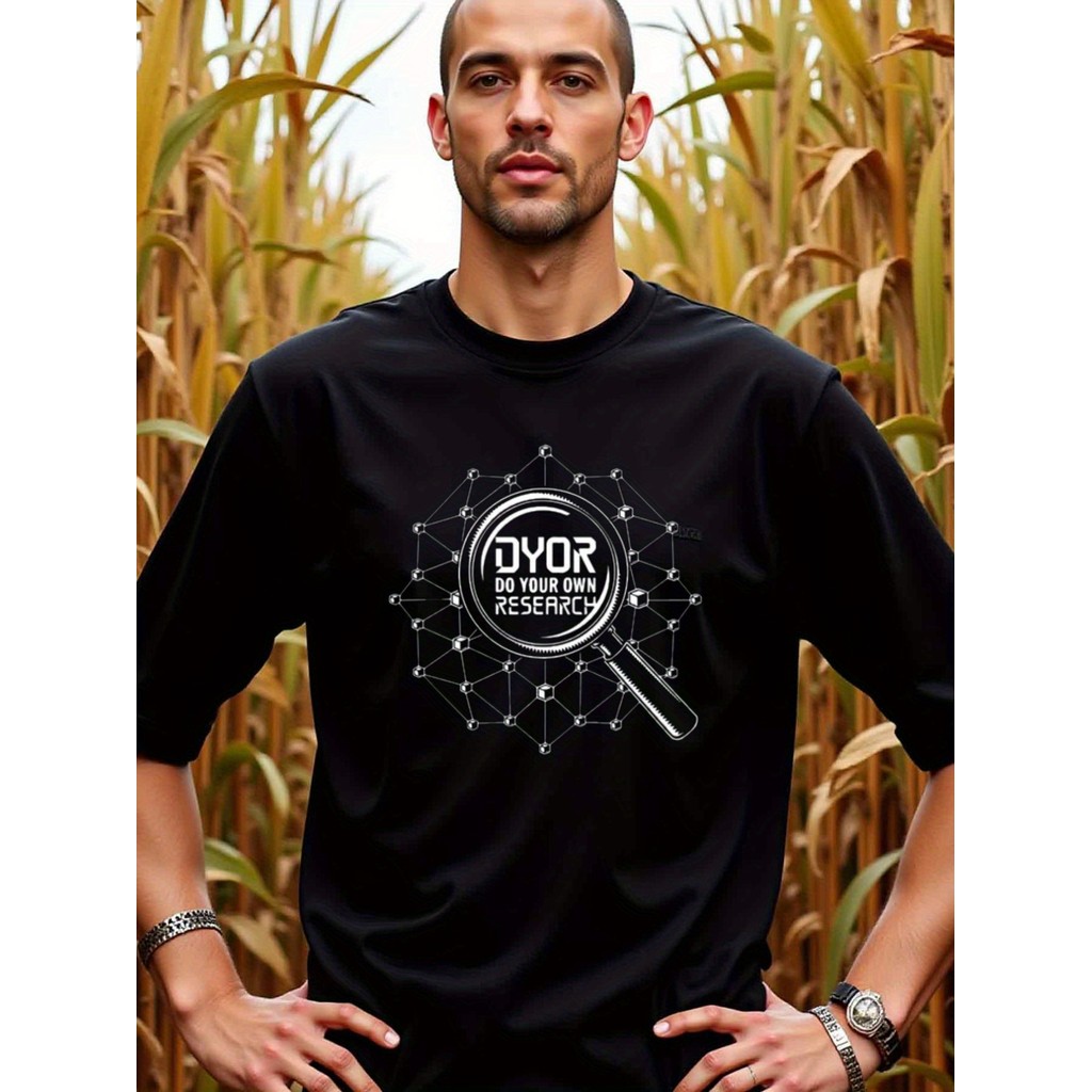 Kaos Gambar Cryptocurrency Pria - "Lakukan Penelitian Anda Sendiri (DYOR)" - 180gr, Kerah Bundar, De