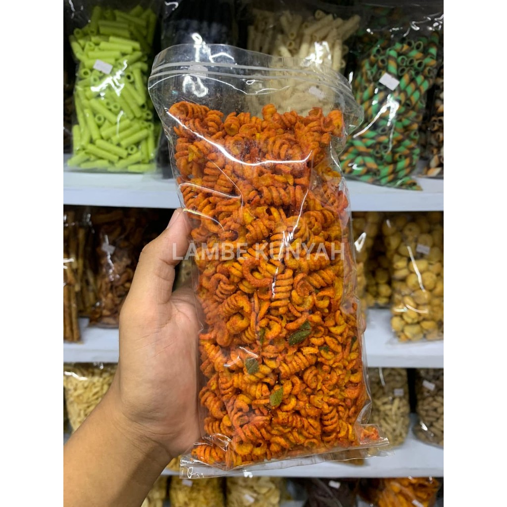 

Makaroni Bantet Spiral 250 grm Snack Kiloan | LAMBE KUNYAH SNACK