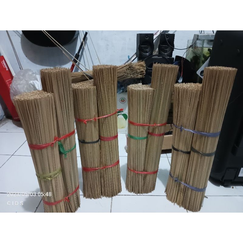 Arku Layangan/BAMBU LAYANGAN ukuran 54 stelan
