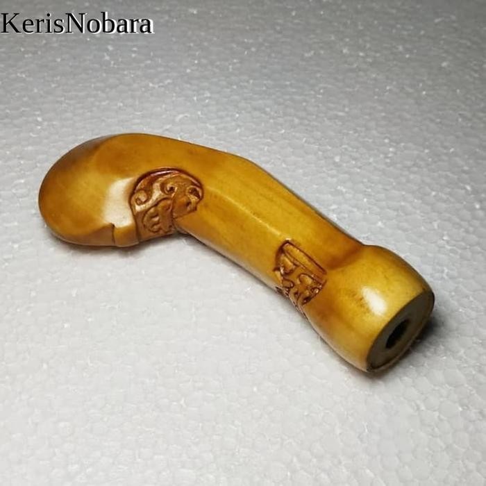 Handle Gagang Keris Kayu Cendana Jawa laris manis