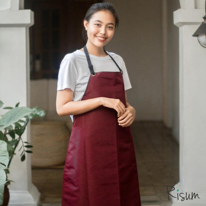 B2 RISUM Apron Waterproof / Apron Anti Air / Celemek Masak Anti Air - HitamTbk