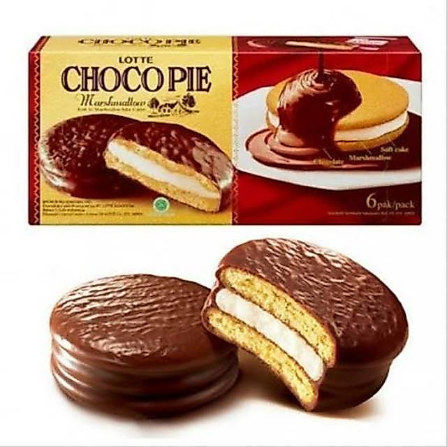 Lotte Choco Pie Coklat/Strawberry Marshmallow 156gr
