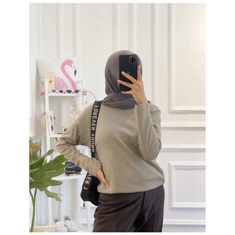 KAOS RIB LENGAN PANJANG WANITA / KAOS POLOS LENGAN PANJANG PREMIUM / KAOS RIB WANITA / KAOS UNIQLO /