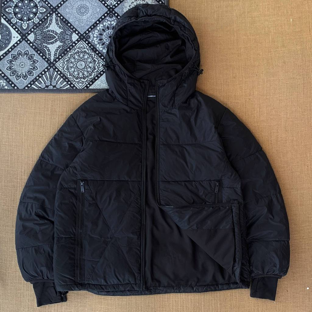 jaket Gu x Undercover size M (seperti baru) 100% original 240626J