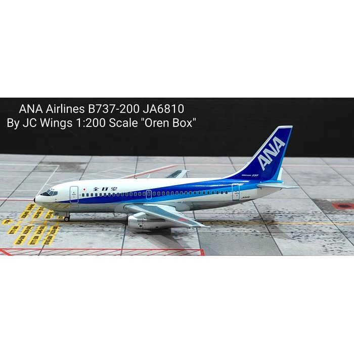 ANA Airlines B737-200 JA6810 By JC Wings 1:200 Scale TKsb99