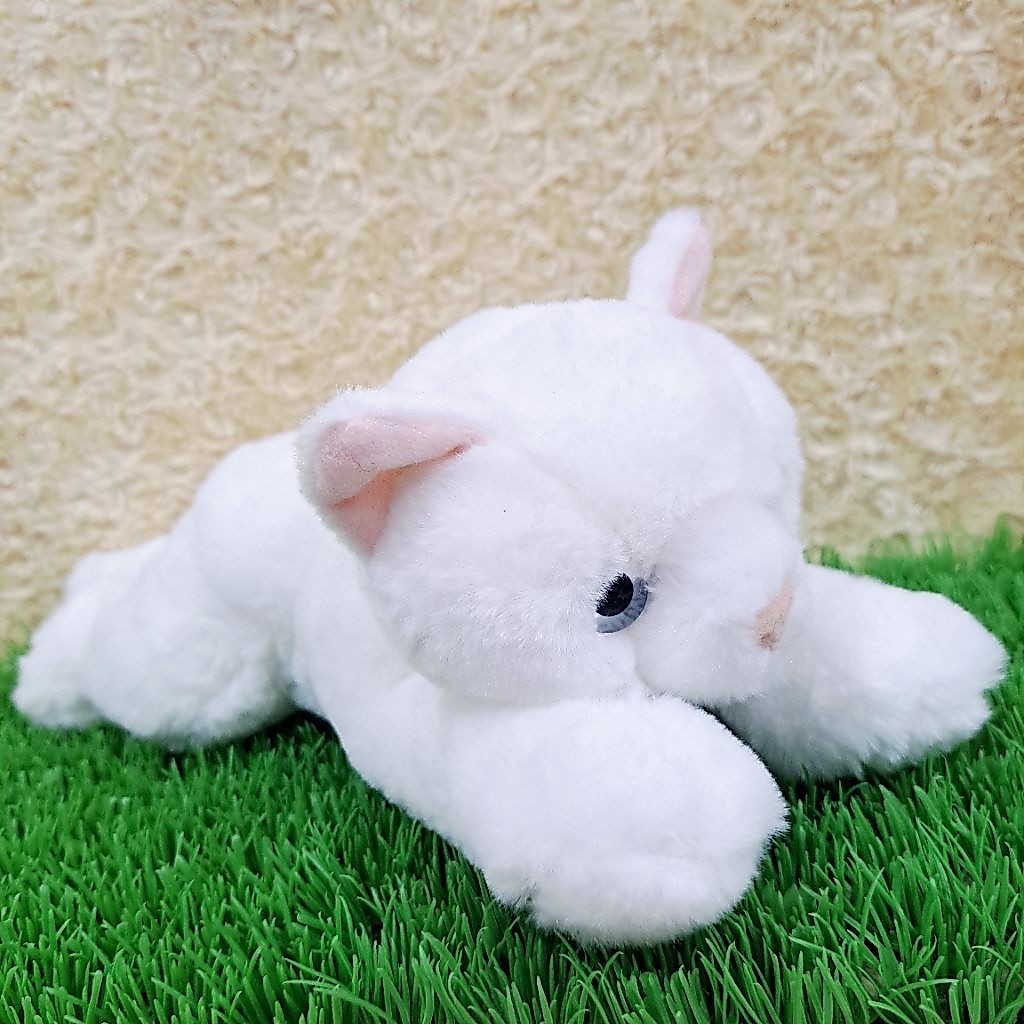 Boneka Kucing Putih Mata Biru M AUR Boneka Lying White Cat M