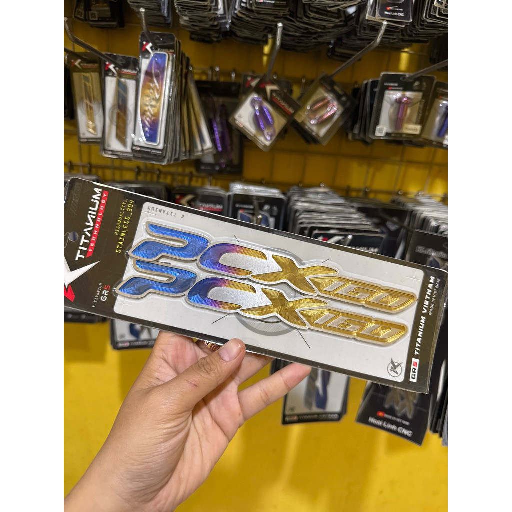 Emblem body Pcx 160 titanium