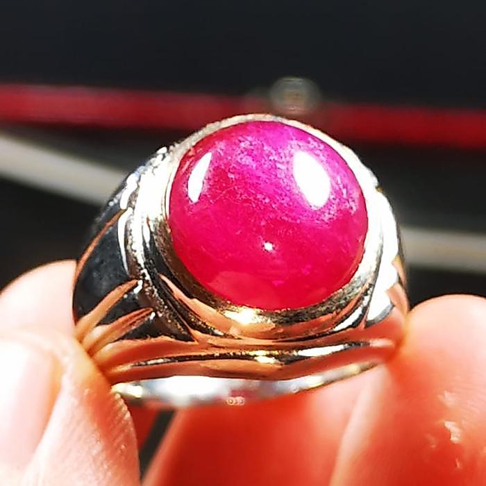 Cincin Batu Natural Ruby Corondum Crystal Ring Titanium
