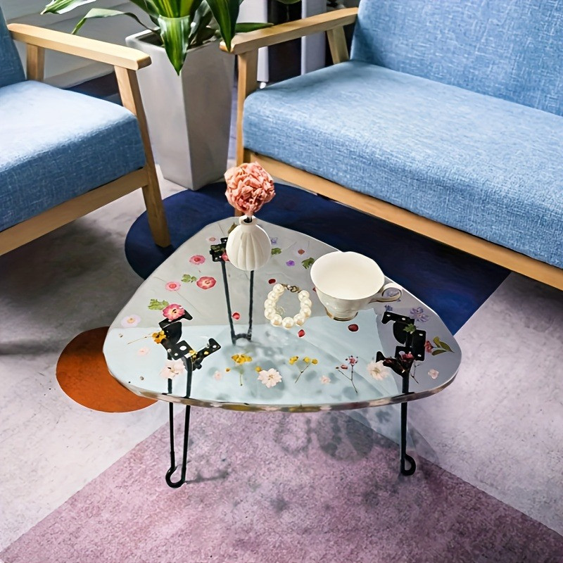 

1 Pc Triangle Silicone Mould for Coffee and Dining Table - Modern DIY Resin Tray Crafts, Epoxy Resin Moulds, Home Art Decoration