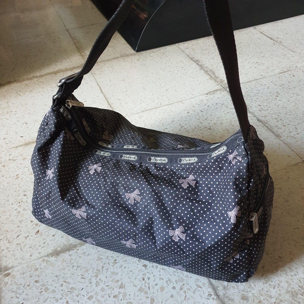 Tas wanita shoulder bag le sportsac hitam preloved second bekas