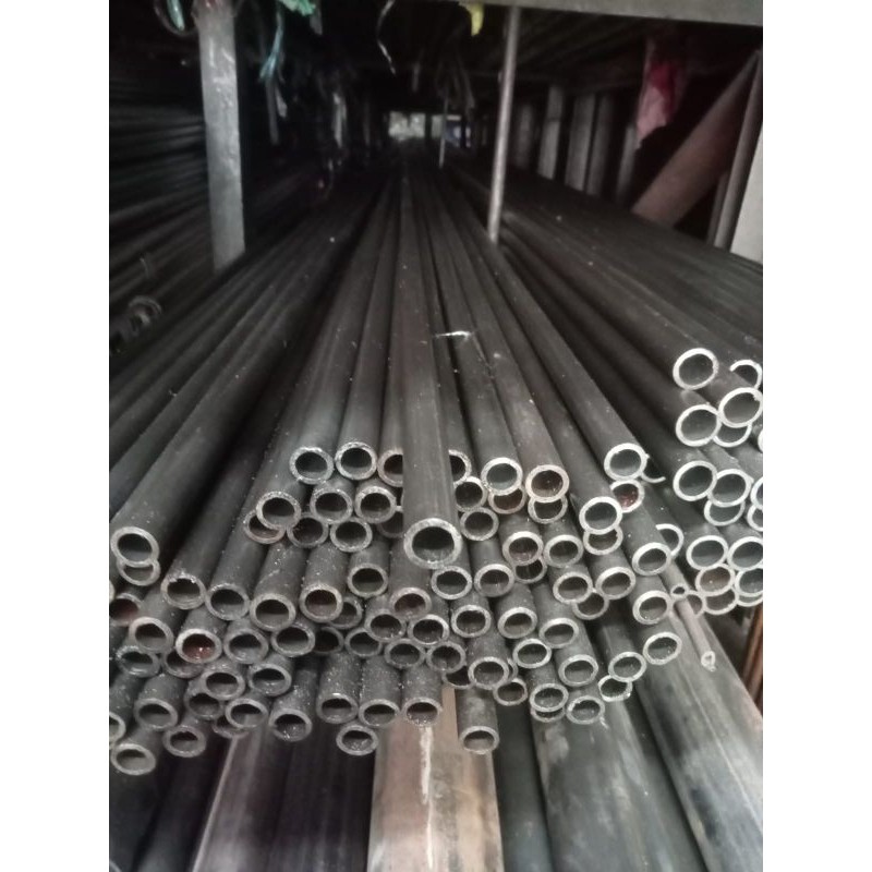 pipa besi ukuran od 8mm × id 5mm × 550mm