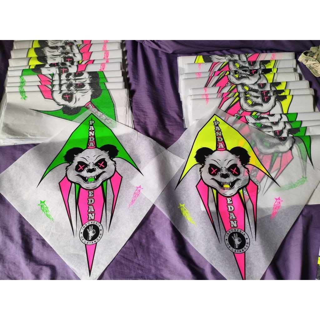 KERTAS LAYANGAN SUKHOI 3 WARNA ISTIMEWA 100 LEMBAR