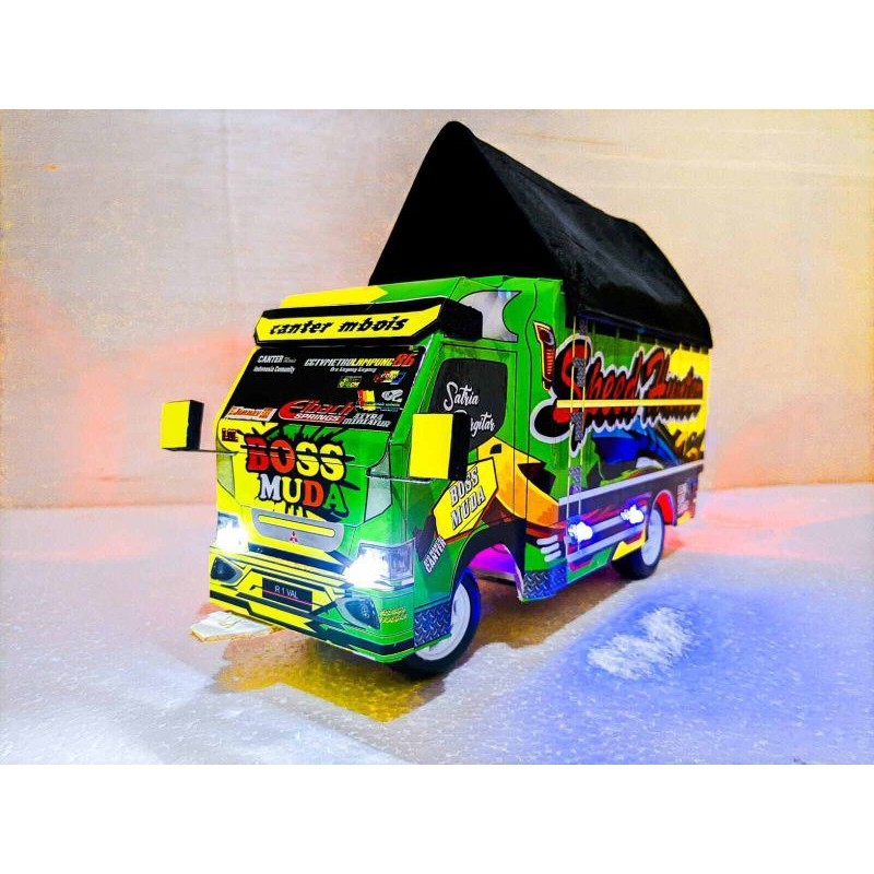 MINIATUR TRUK OLENG KAYU FULL LAMPU KELIP miniatur truk oleng truk oleng lampu miniatur truk oleng t