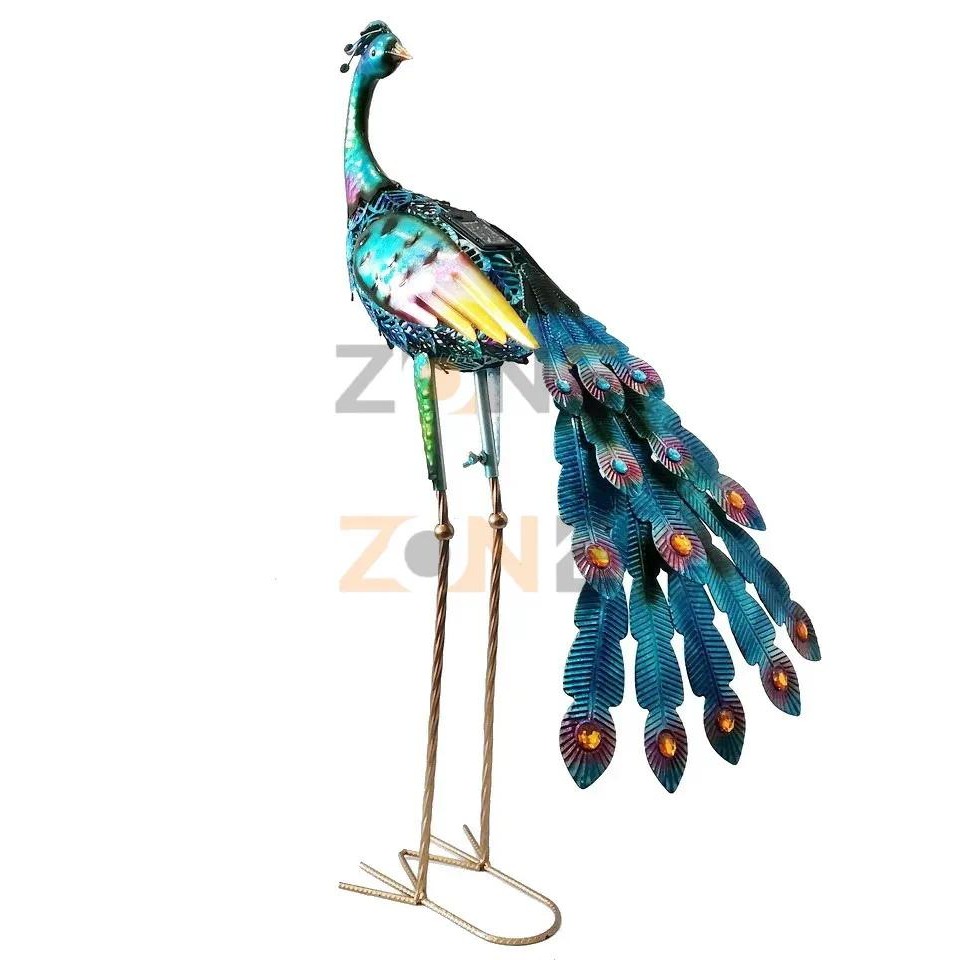 Patung Burung Merak Dengan Lampu Tenaga Surya Lights Peacock Statues Garden Decoration
