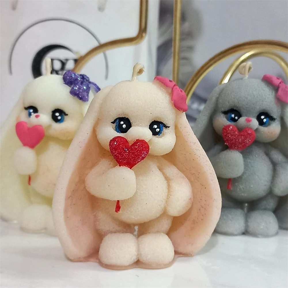 

3D Cute Rabbit Candle Silicone Mold Adorable Heart Rabbit Scented Candle Plaster Making Tool Decor Gift