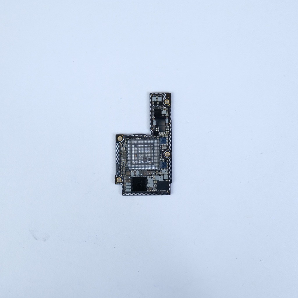 Mesin CNC Board iPhone Xs