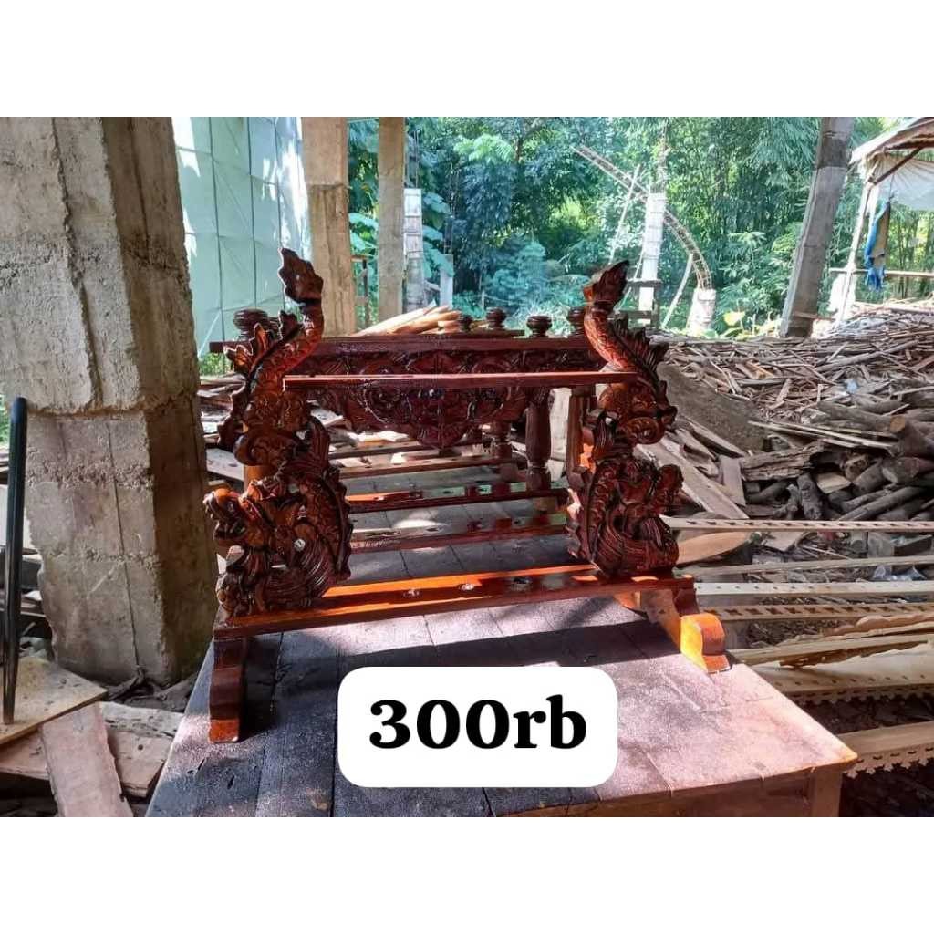 jagrak pusaka keris+tumbak isi 3 finishing alusan