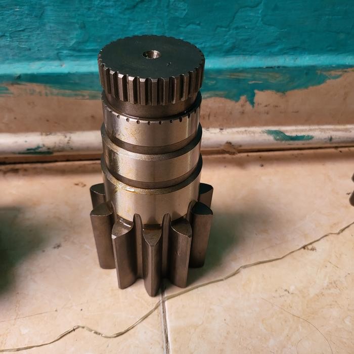 SHAFT PINION SWING HITACHI ZAXIS48 / GEAR PINION ZAXIS48 QUALITY