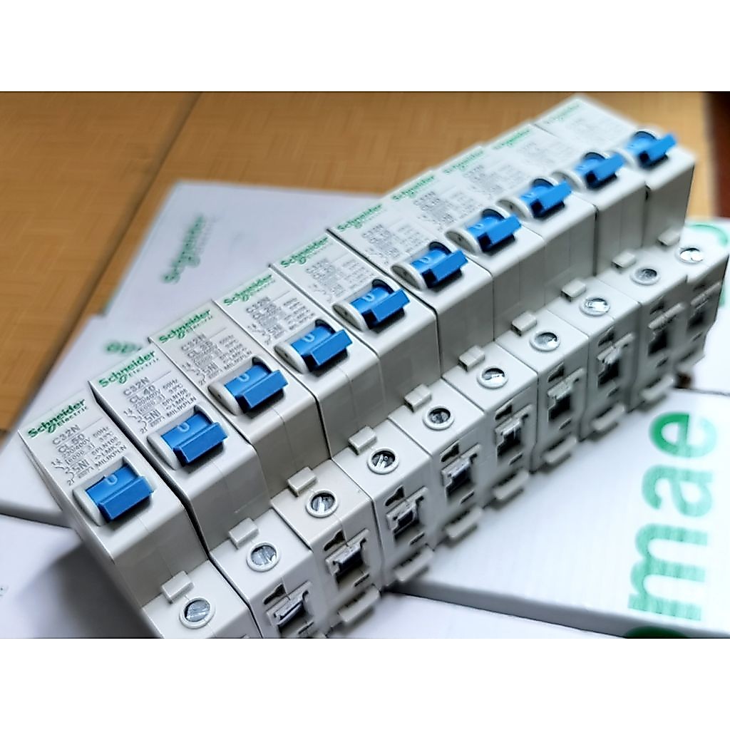 MCB Schneider Saklar Biru 1 Fase 2A-50A